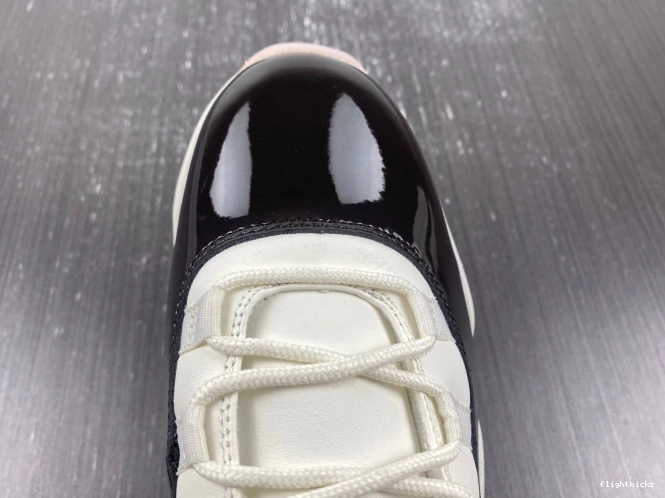 11 WMNS AR0715-101 Jordan Neapolitan Air 0730